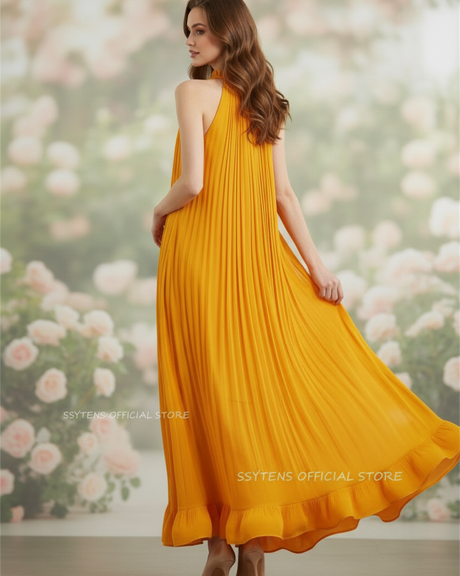 Gelbes bodenlanges Kleid mit Neckholder - Ansicht 2