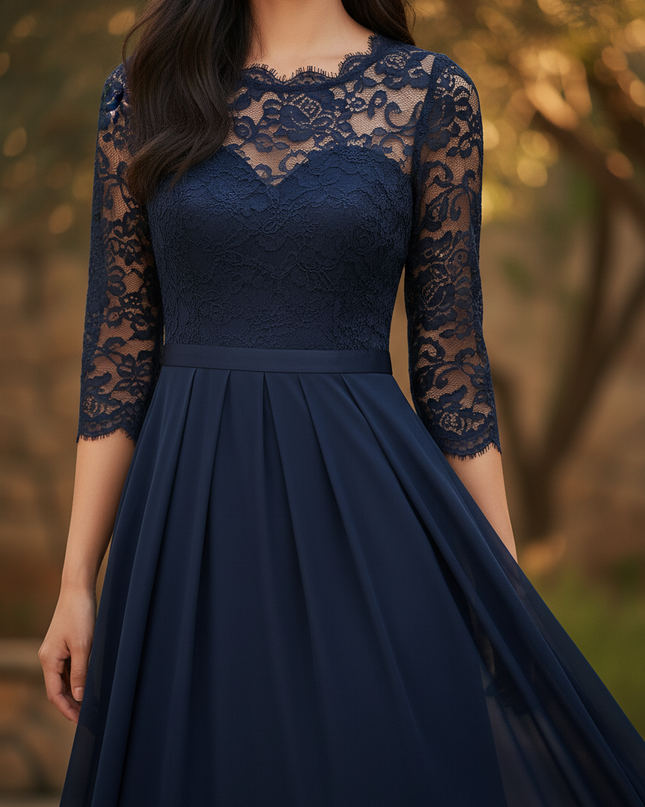 Dunkelblaues Chiffonkleid mit Spitze - Ansicht 4