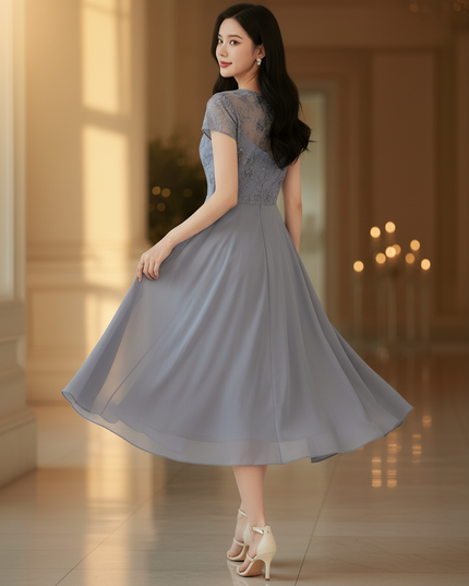 Zartes Chiffonkleid mit feiner Spitze - Ansicht 2