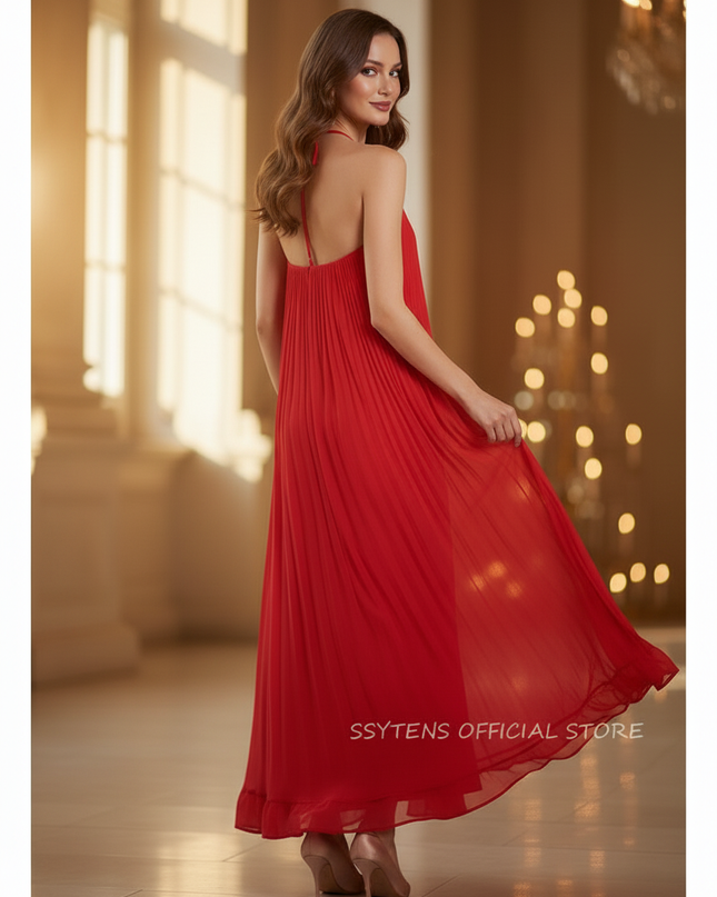 Rotes Plissee-Kleid mit Neckholder - Ansicht 2